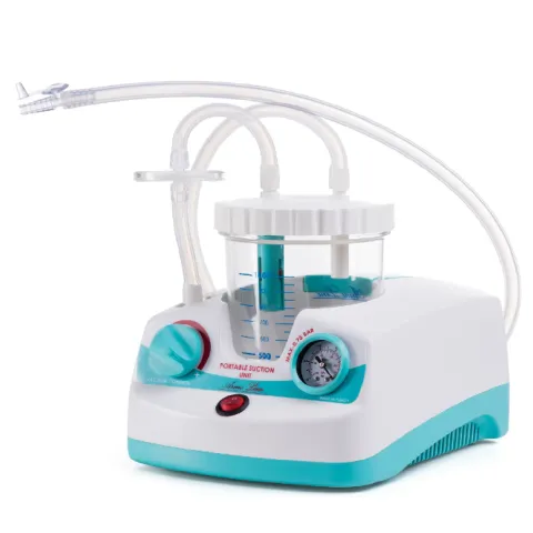 Aspirator chirurgical portabil cu tub silicon autoclavabil, filtru antibacterian, vas colector cu capac 1litru, buton pt puterea de aspirare 15lpm, indicator de vaccum, 270x190x130mm, greutate 1.8 kg,(DEEE) 1 bucata
